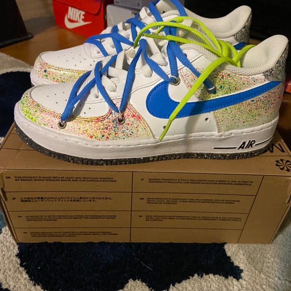 Custom Nike Air Force 1 LV8 GS - Picture 3 of 3